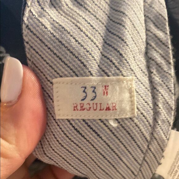 J. Crew Gray 10” Flat Front Embroidered Scorpion Shorts - Picture 5 of 7